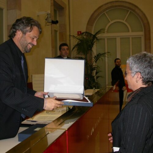 La Associació de Persones Participants Agora de l’Escola de Persones Adultes de La Verneda Sant Martí, Premi Solidaritat 2006