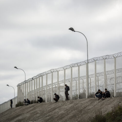La situación actual de migrantes i solicitantes de axilo en las zonas fronterizas de los Estados Miembros de la Unión Europea